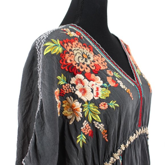 Johnny Was Cherise V-Neck Embroidered Poncho Tunic Multicolor Floral Rayon S - Picture 3 of 9